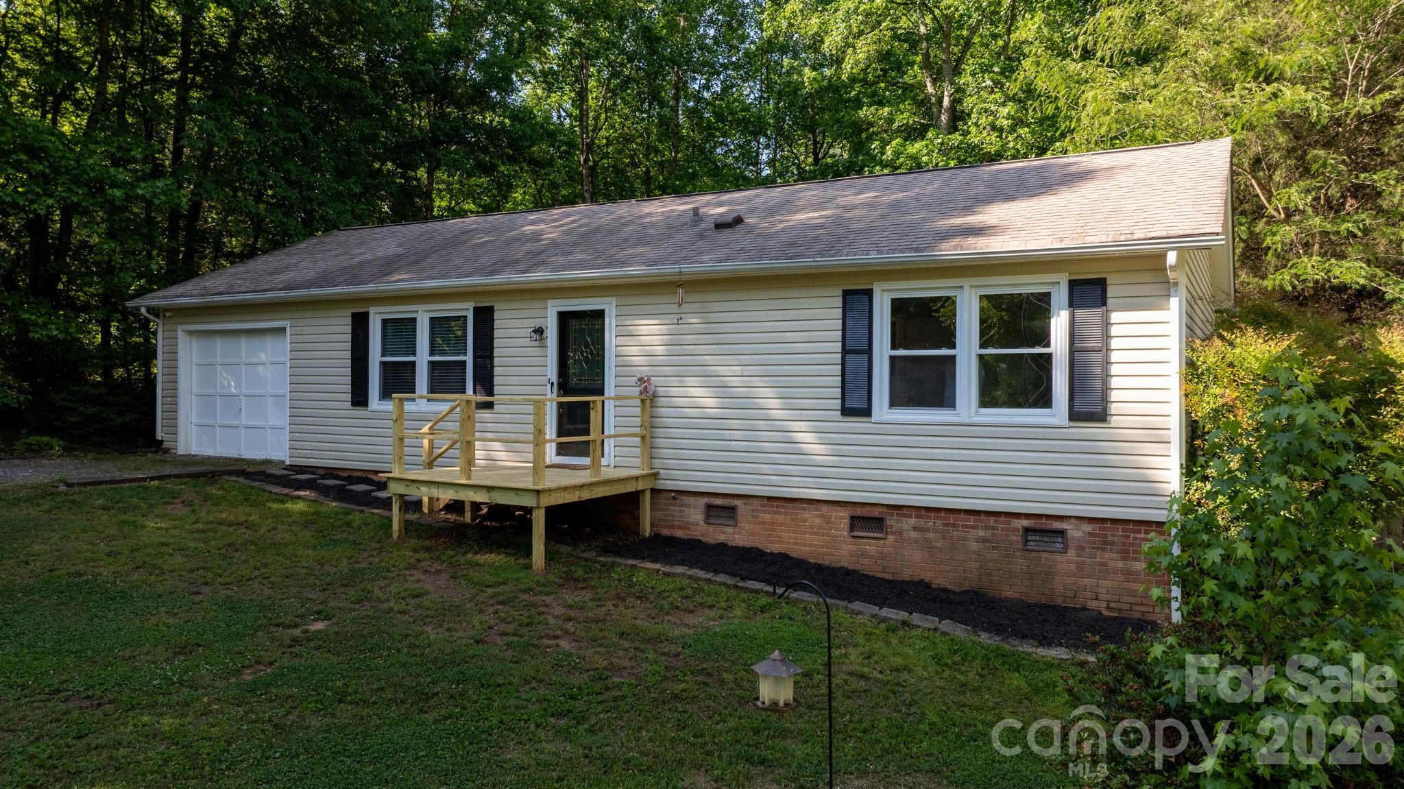2120 40th Avenue Court NE Hickory NC 28601