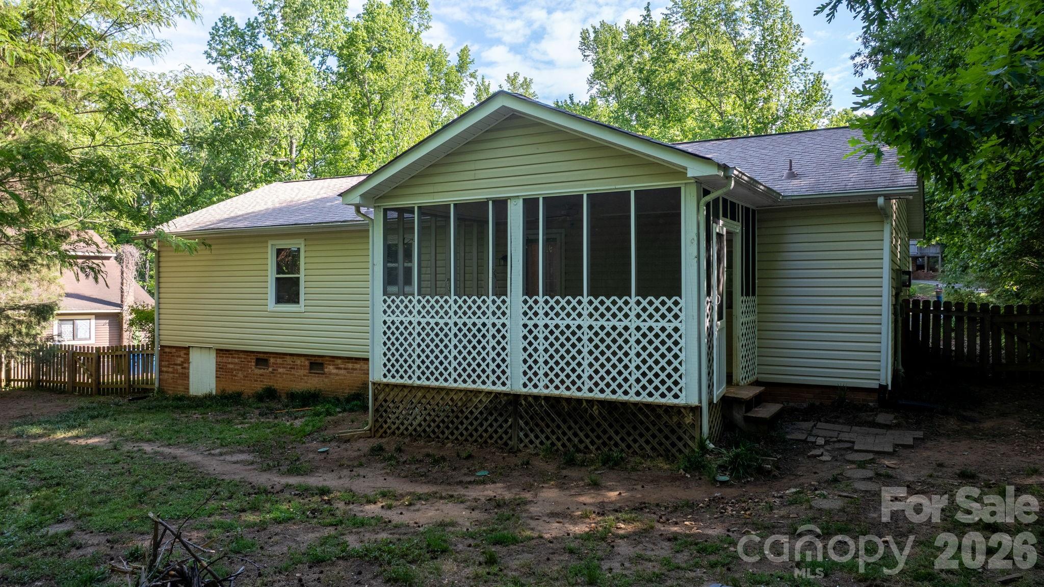 2120 40th Avenue Court NE Hickory NC 28601