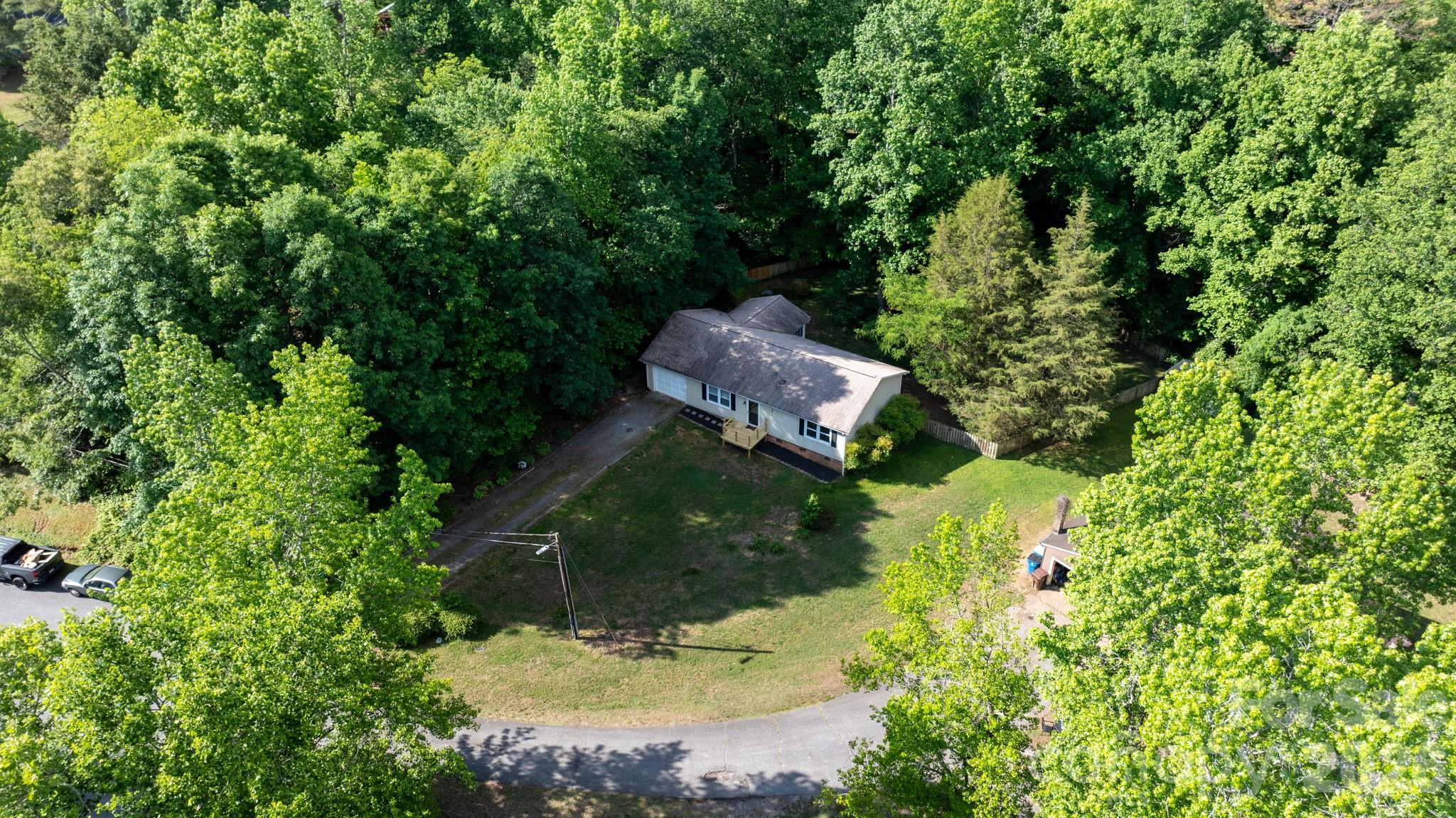 2120 40th Avenue Court NE Hickory NC 28601