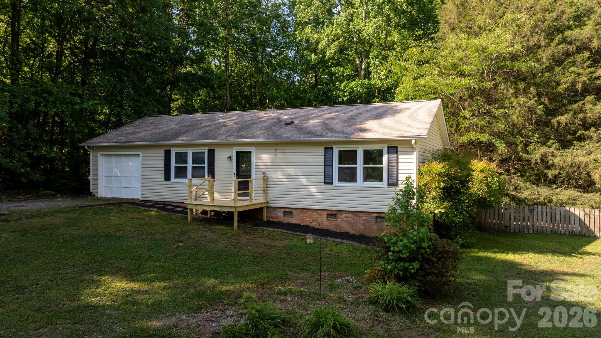 2120 40th Avenue Court NE Hickory NC 28601