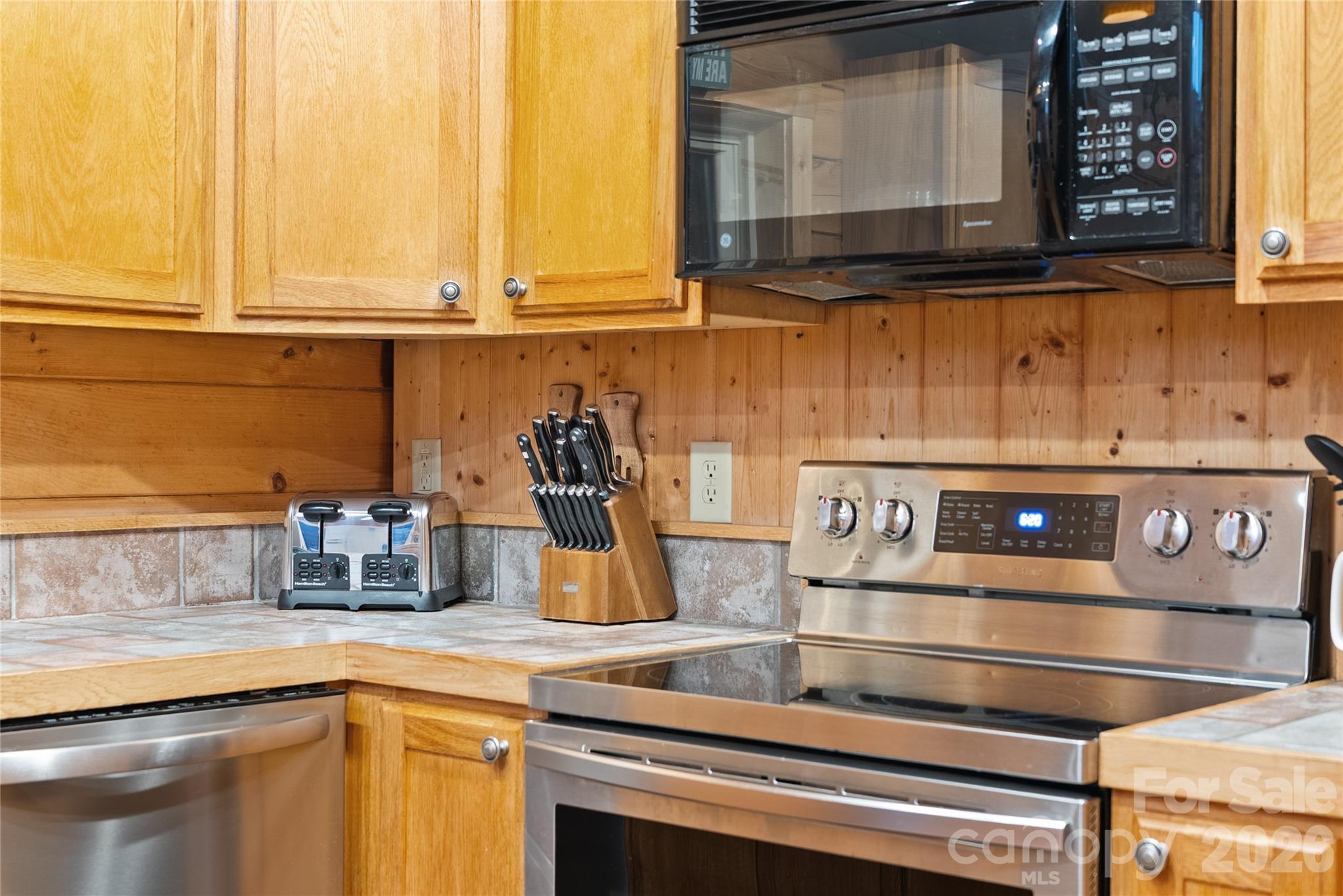 173 Mistletoe Park Lake Lure NC 28746