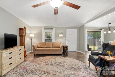 4838 Gearus Drive Charlotte NC 28269