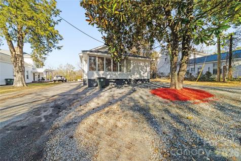 208 Hall Street Wadesboro NC 28170