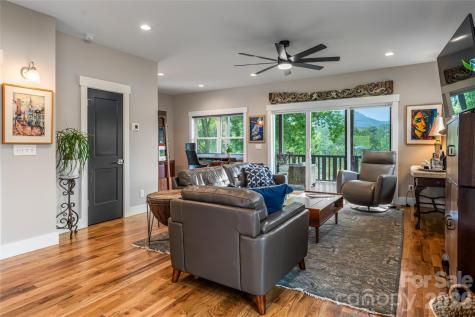 79 Culvern Street Asheville NC 28804