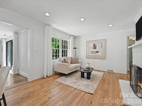 5501 Farmbrook Drive Charlotte NC 28210