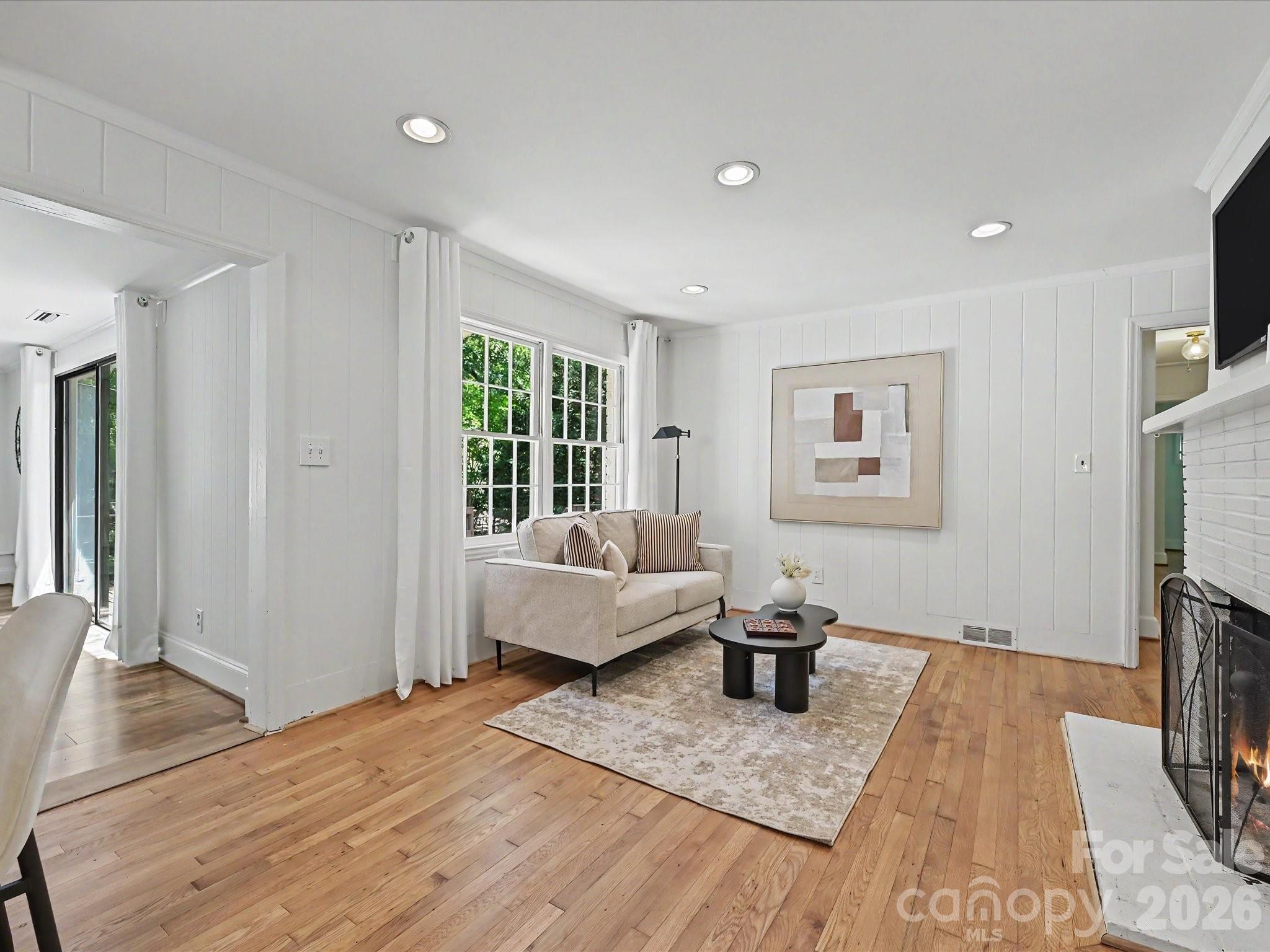 5501 Farmbrook Drive Charlotte NC 28210