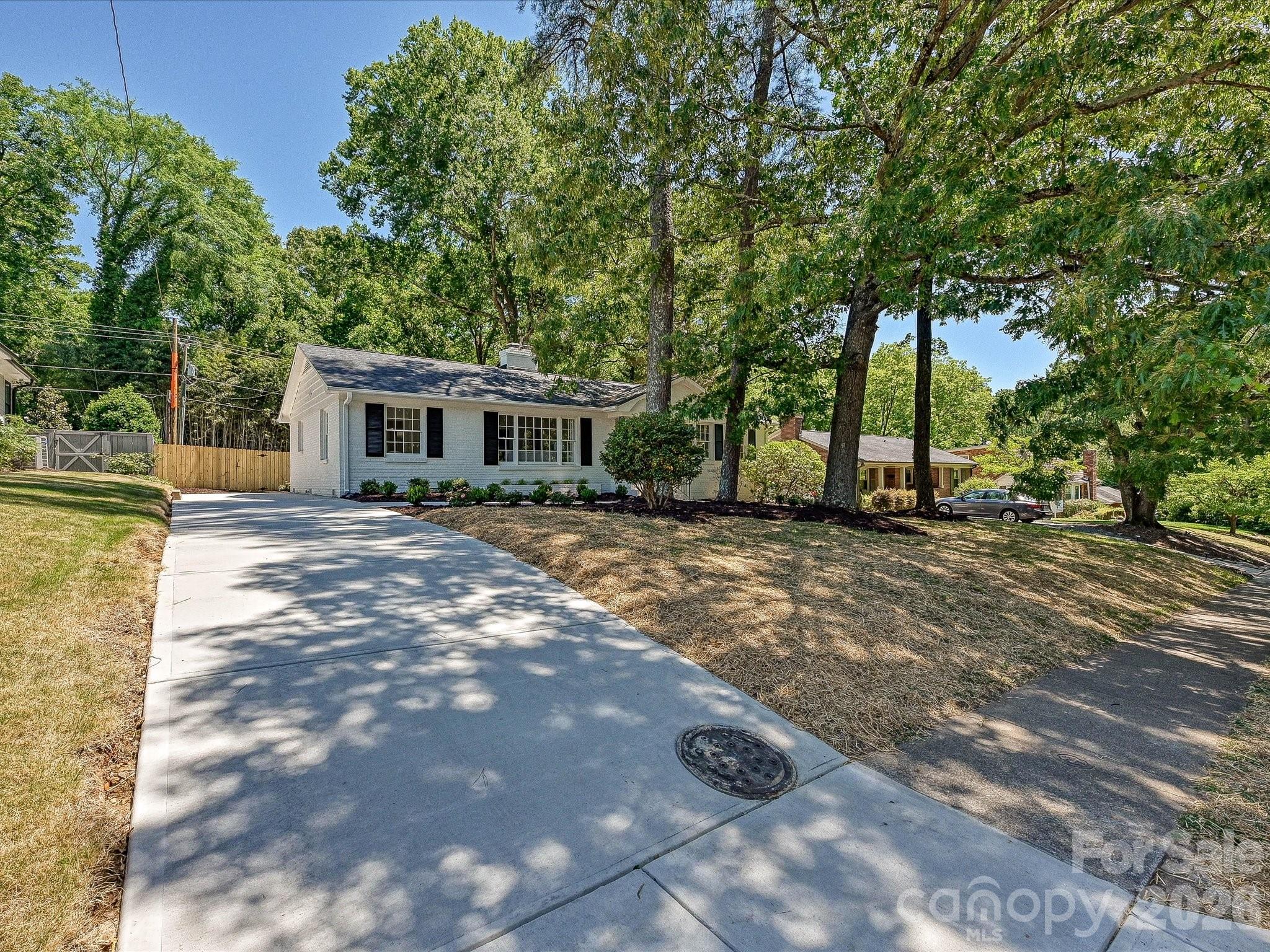 5501 Farmbrook Drive Charlotte NC 28210