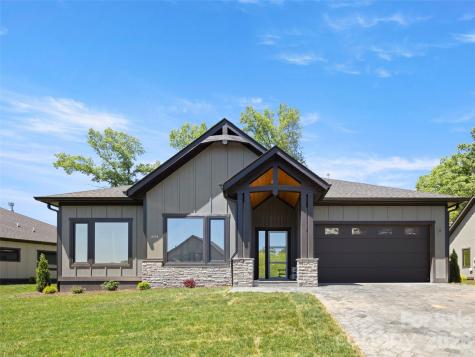 504 Blue River Drive Arden NC 28704