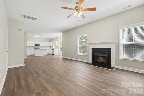 5112 Stone Park Drive Charlotte NC 28269