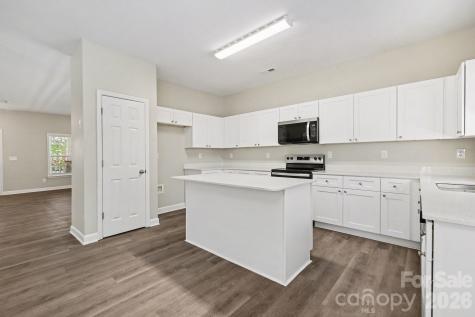 5112 Stone Park Drive Charlotte NC 28269