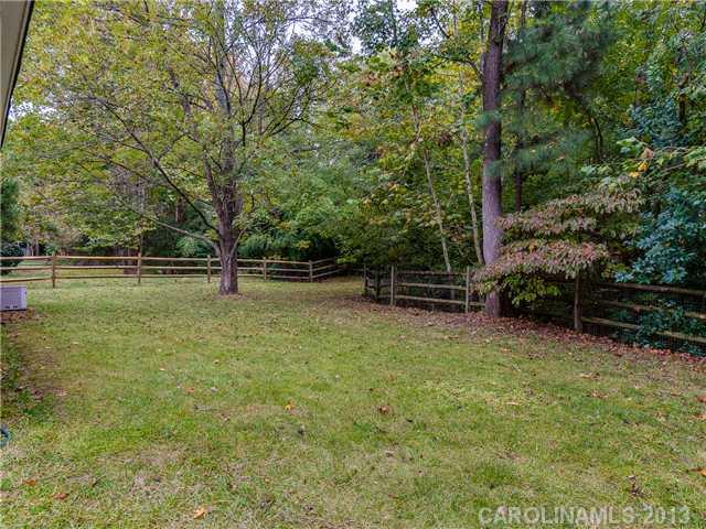 3830 Saxonbury Way Charlotte NC 28269