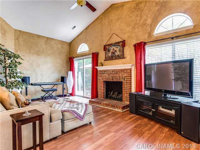 3830 Saxonbury Way Charlotte NC 28269