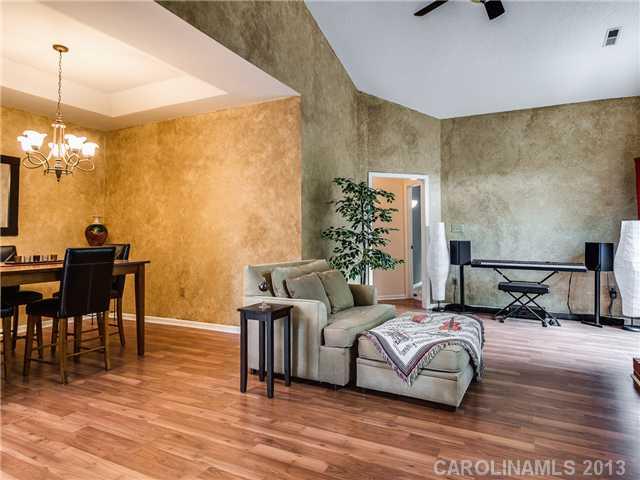 3830 Saxonbury Way Charlotte NC 28269