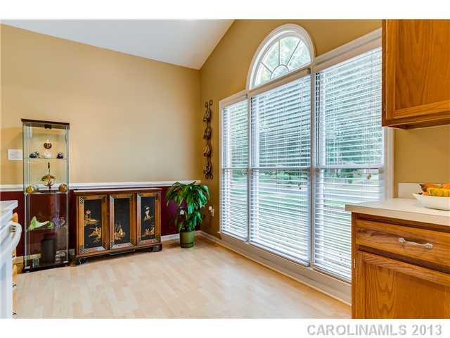 3830 Saxonbury Way Charlotte NC 28269