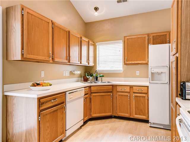3830 Saxonbury Way Charlotte NC 28269