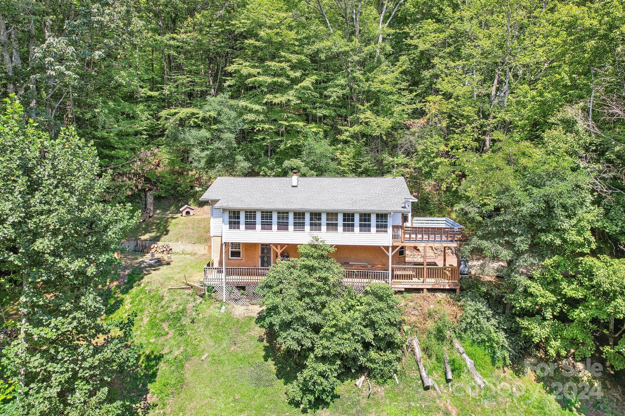 1510 Red Maple Drive Waynesville NC 28785