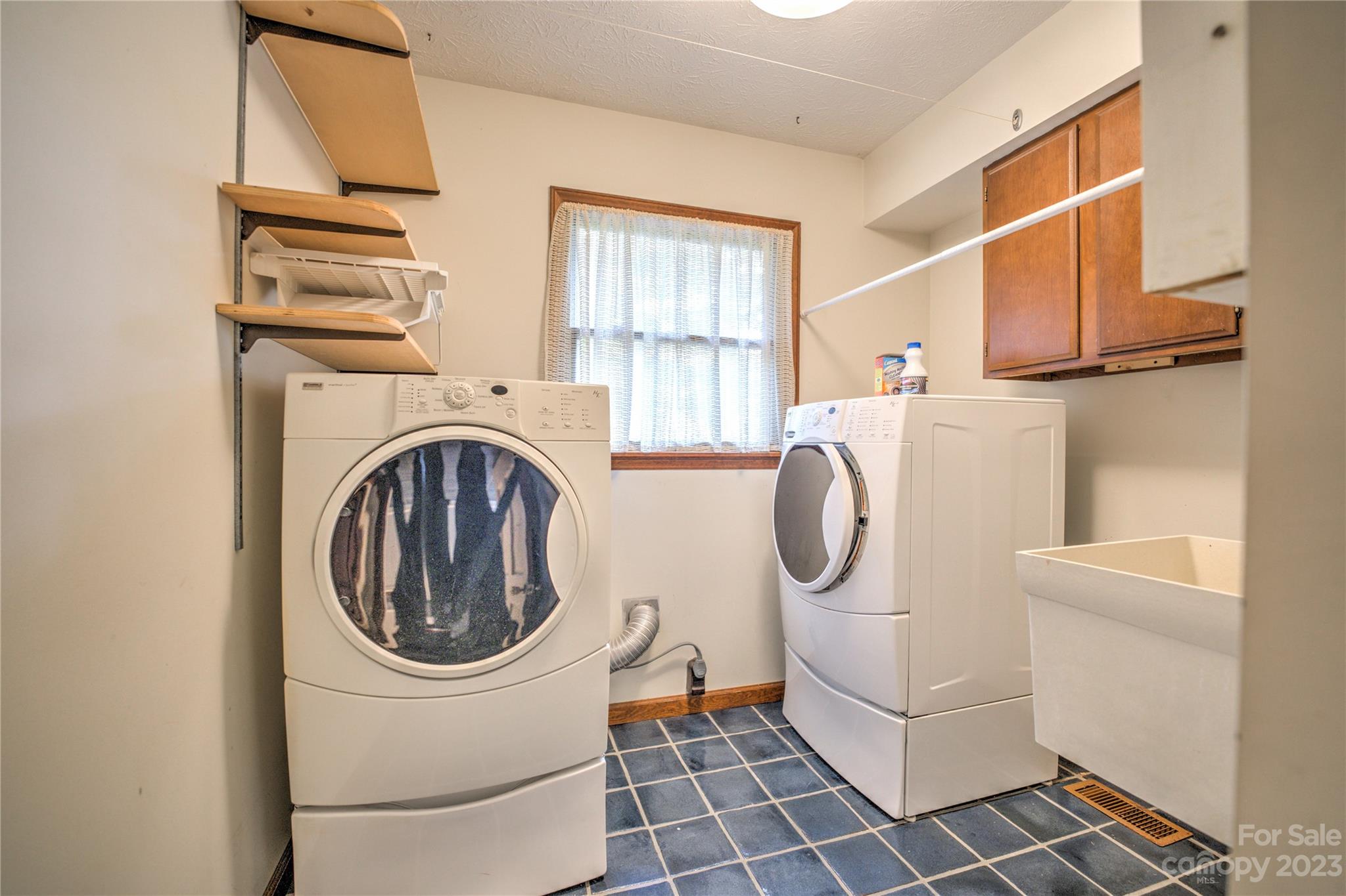 3 Glen Cove Drive Arden NC 28704
