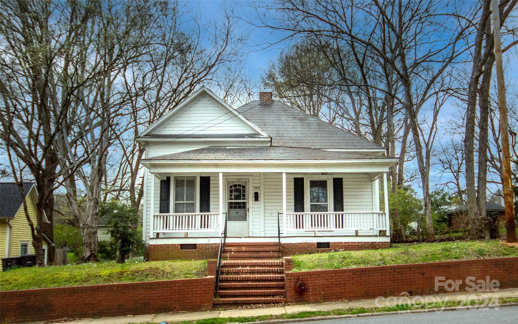 320 S Mulberry Street Statesville NC 28677