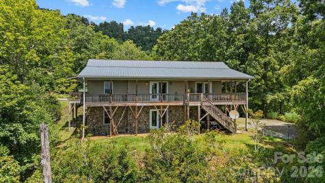 1268 Coon Creek Road Franklin NC 28734