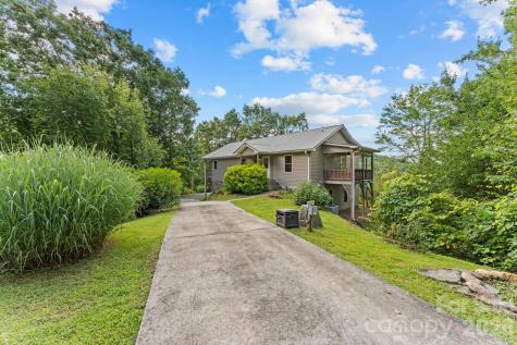 1268 Coon Creek Road Franklin NC 28734