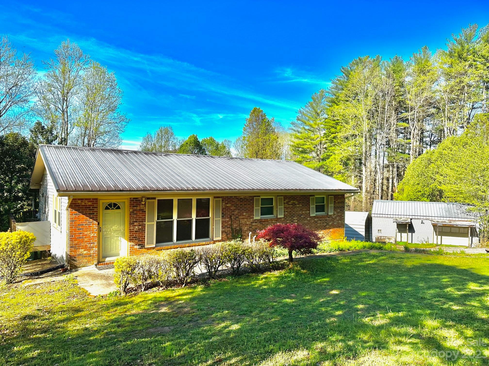 301 Connestee Road Brevard NC 28712