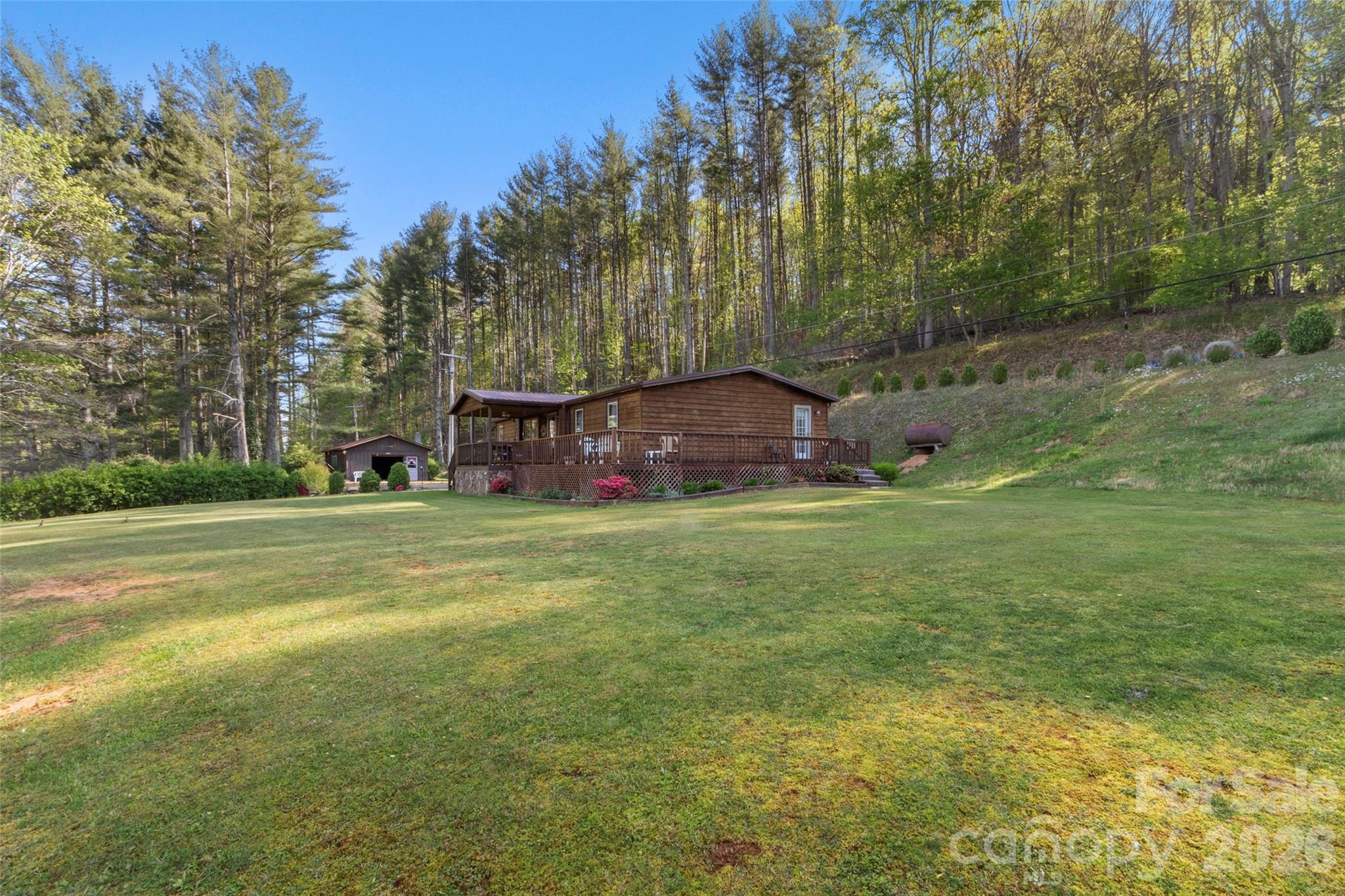 1270 Old Mine Fork Road Burnsville NC 28714