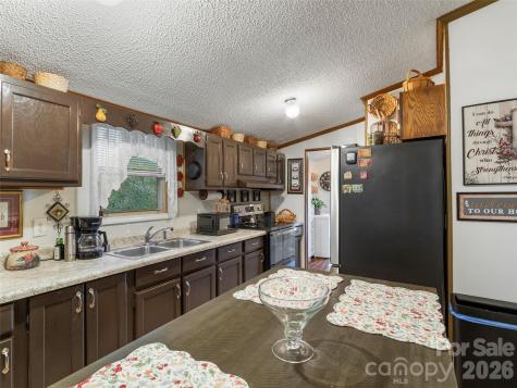 1270 Old Mine Fork Road Burnsville NC 28714