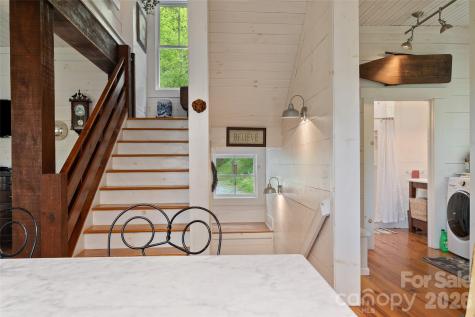 580 Split Pine Cove Clyde NC 28721