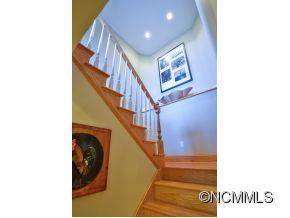 8 Crescent Court Weaverville NC 28787