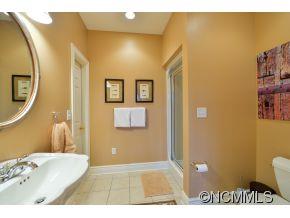 8 Crescent Court Weaverville NC 28787