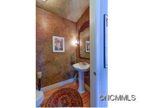8 Crescent Court Weaverville NC 28787