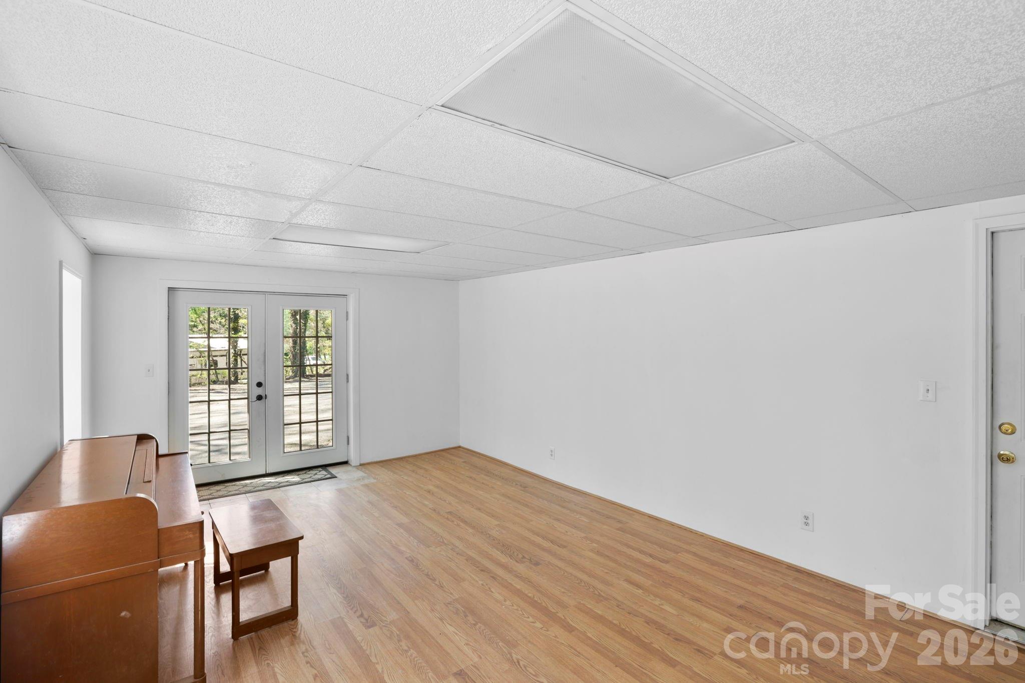 5 Country Road Hendersonville NC 28791