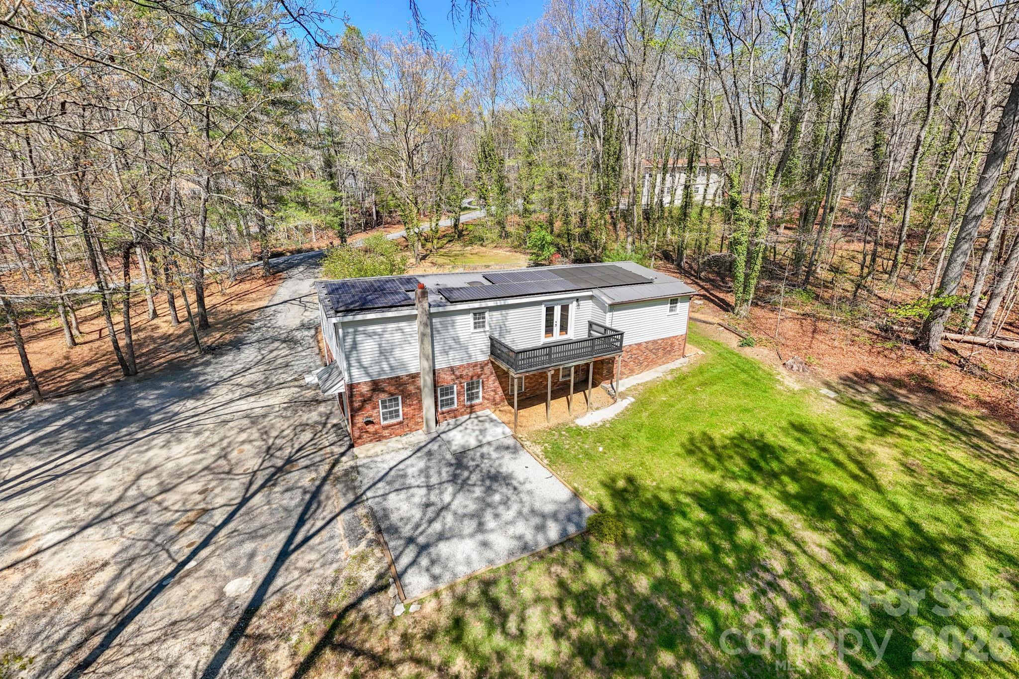 5 Country Road Hendersonville NC 28791