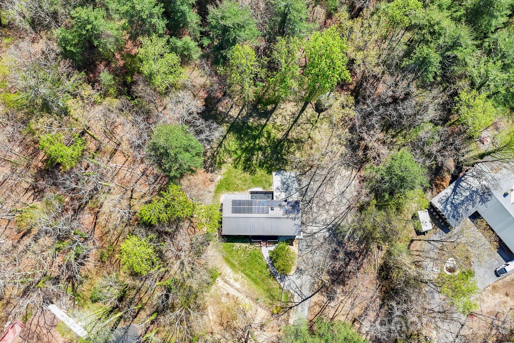 5 Country Road Hendersonville NC 28791