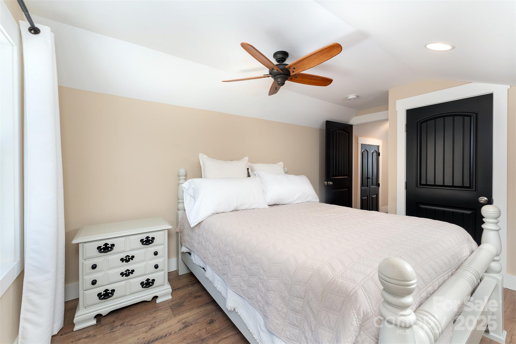 15 Eaglebear Drive Asheville NC 28806