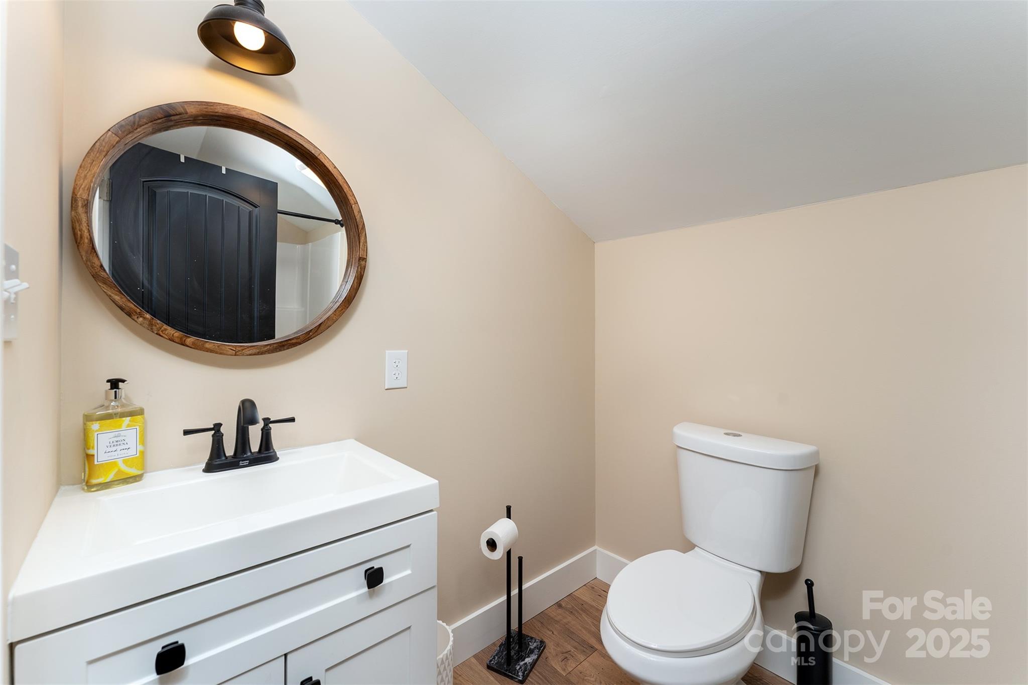 15 Eaglebear Drive Asheville NC 28806