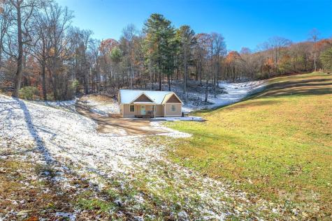 15 Eaglebear Drive Asheville NC 28806