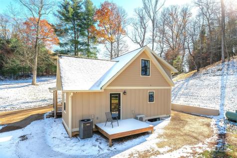 15 Eaglebear Drive Asheville NC 28806