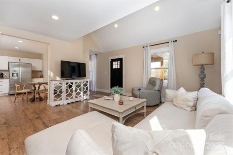 15 Eaglebear Drive Asheville NC 28806