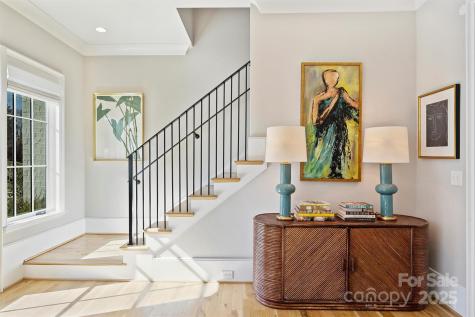2509 Montrose Court Charlotte NC 28207