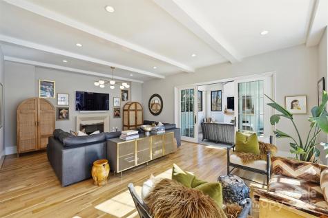 2509 Montrose Court Charlotte NC 28207