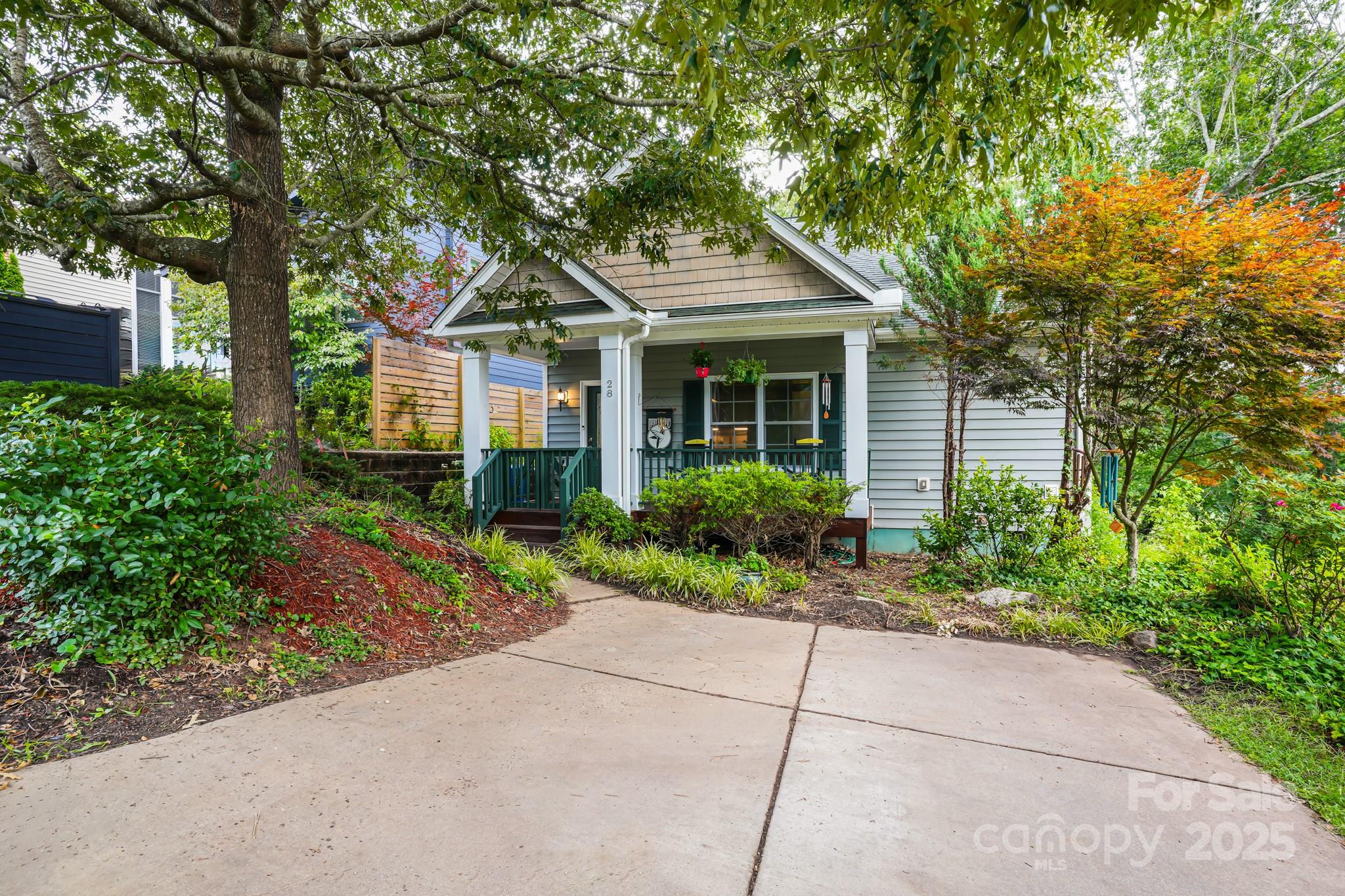 28 Richie Street Asheville NC 28801