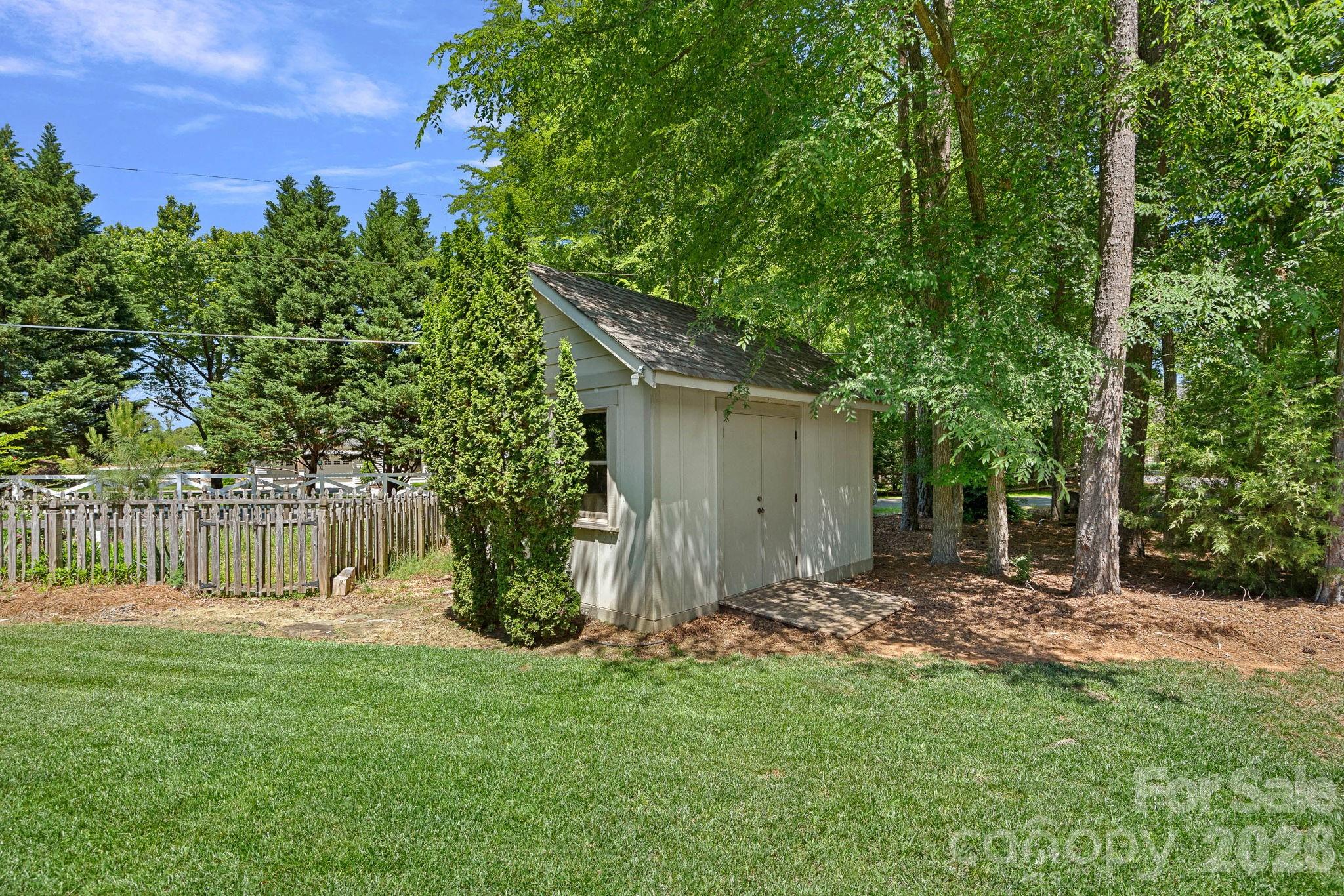 236 Tuskarora Trail Mooresville NC 28117