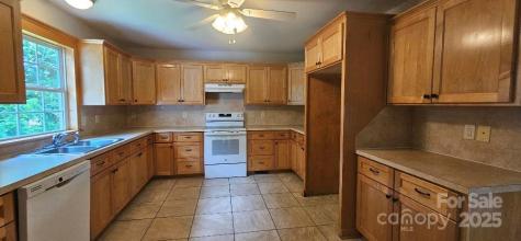 2820 Bellhaven Circle Charlotte NC 28214