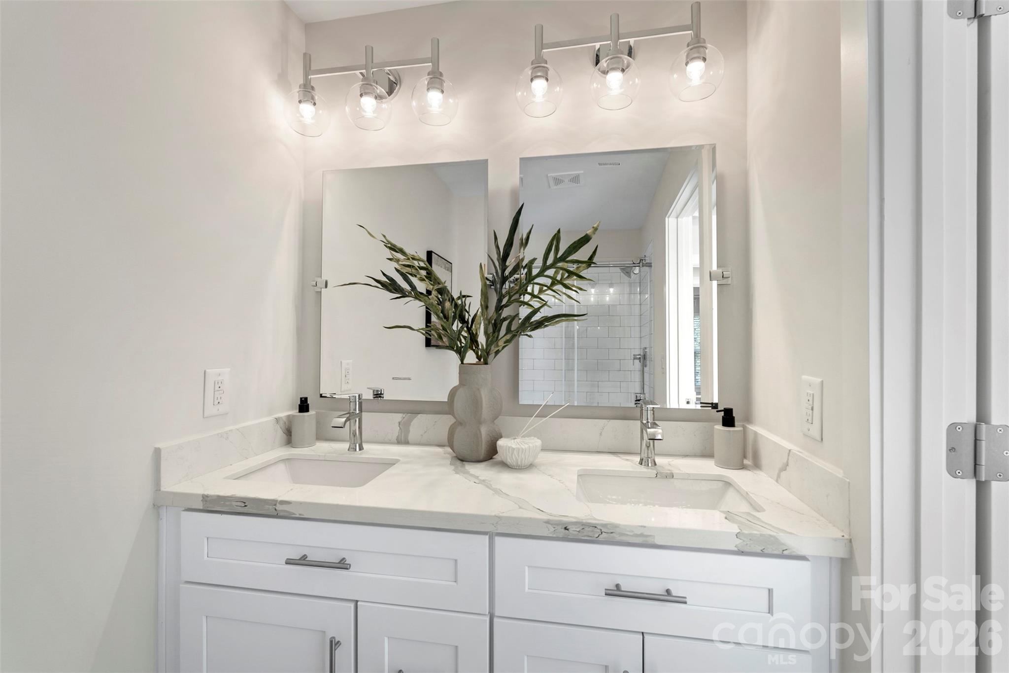 2119 Bombay Way Charlotte NC 28208