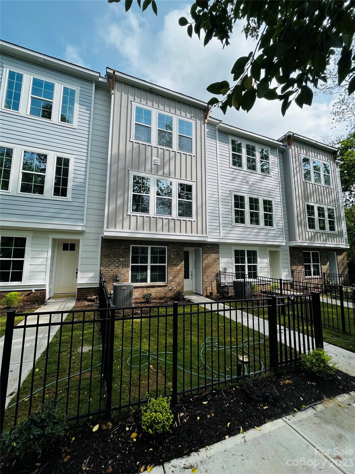 1220 Craig View Way Charlotte NC 28211