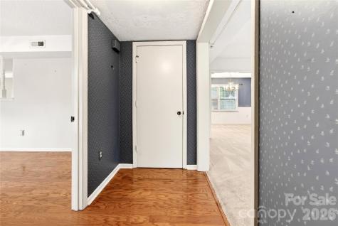 621 Winter Wood Drive Matthews NC 28105