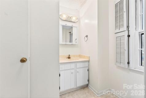 621 Winter Wood Drive Matthews NC 28105