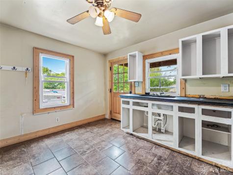 173 Brickyard Road Asheville NC 28806