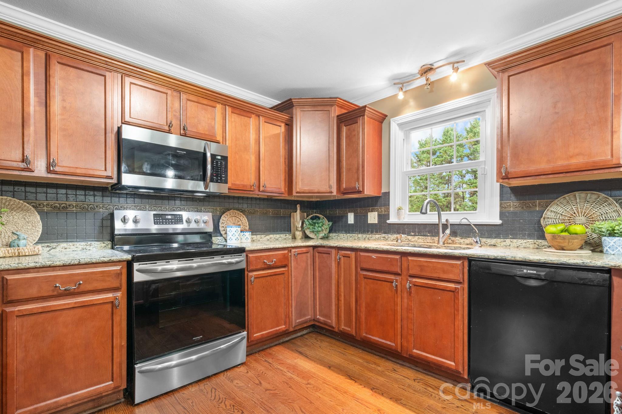 2025 34th Avenue Drive NE Hickory NC 28601